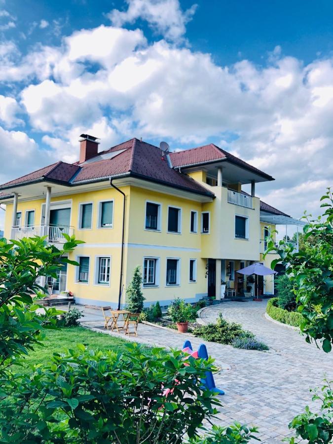 Ferienwohnung Am Bauernhof Strassonig Vulgo Hornis Moosburg Buitenkant foto