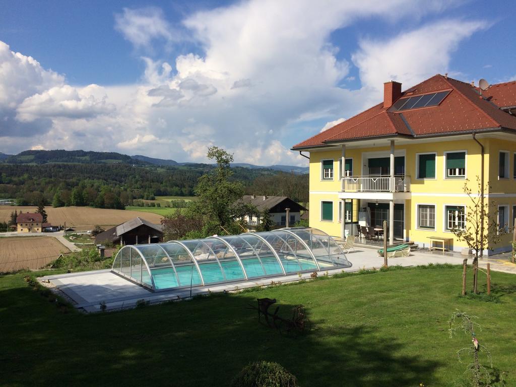 Ferienwohnung Am Bauernhof Strassonig Vulgo Hornis Moosburg Buitenkant foto