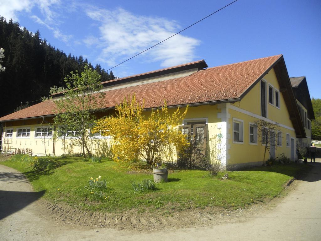 Ferienwohnung Am Bauernhof Strassonig Vulgo Hornis Moosburg Buitenkant foto